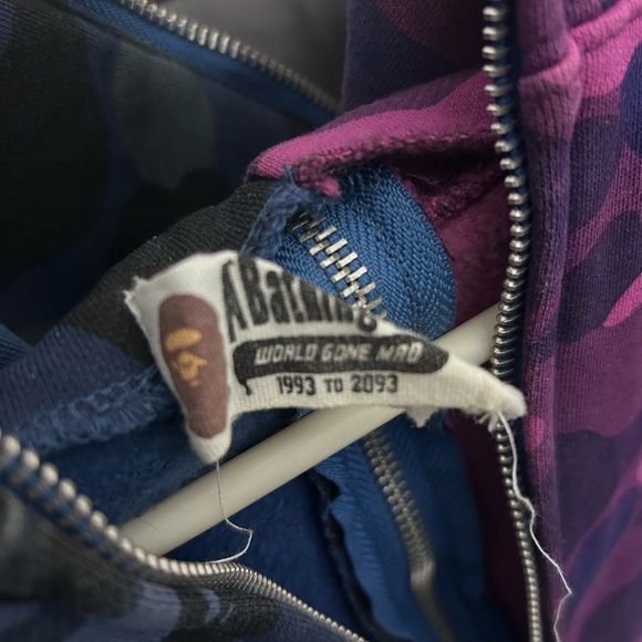 BAPE zip up, gently used, size small 9/10 condition - Picture 3 of 3